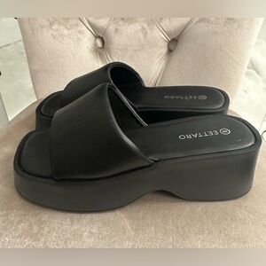 VTG-ish 90s Y2K Black 8 Sandal Platform Slides Platform Wedge Chunky Eettaro NEW